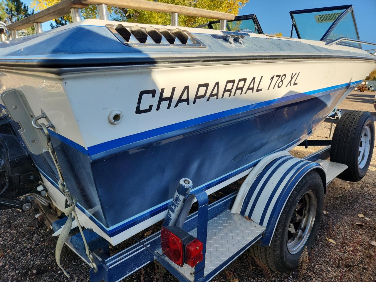 Lot #3292408263 1986 CHAPARRAL BOAT & TRAILER