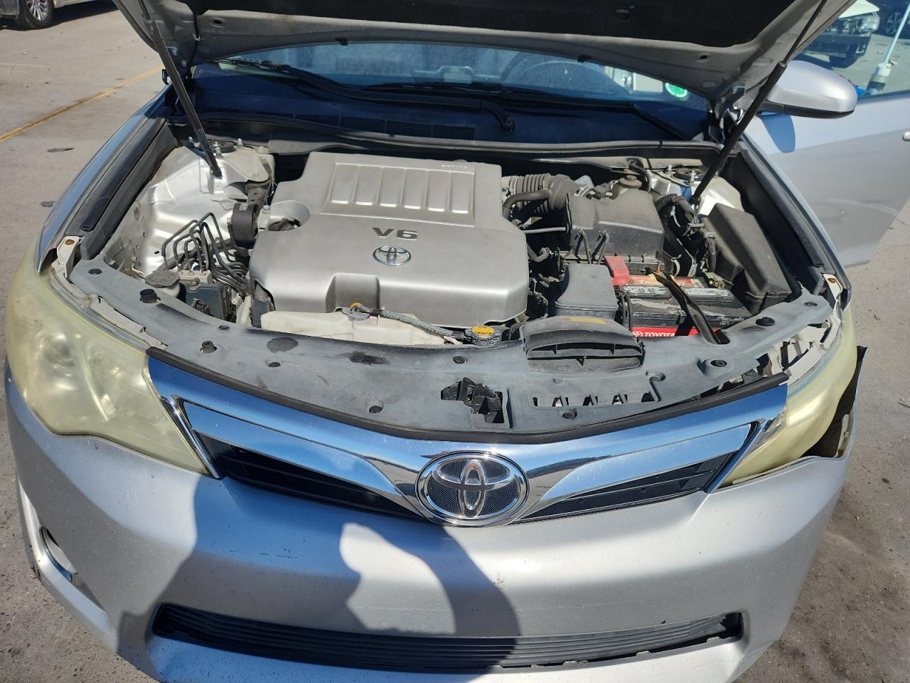 TOYOTA CAMRY SE