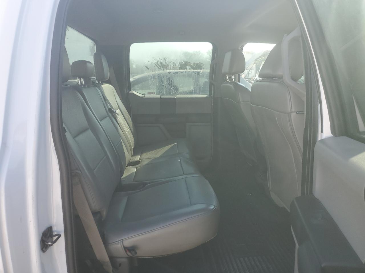 FORD F-350 SUPER DUTY