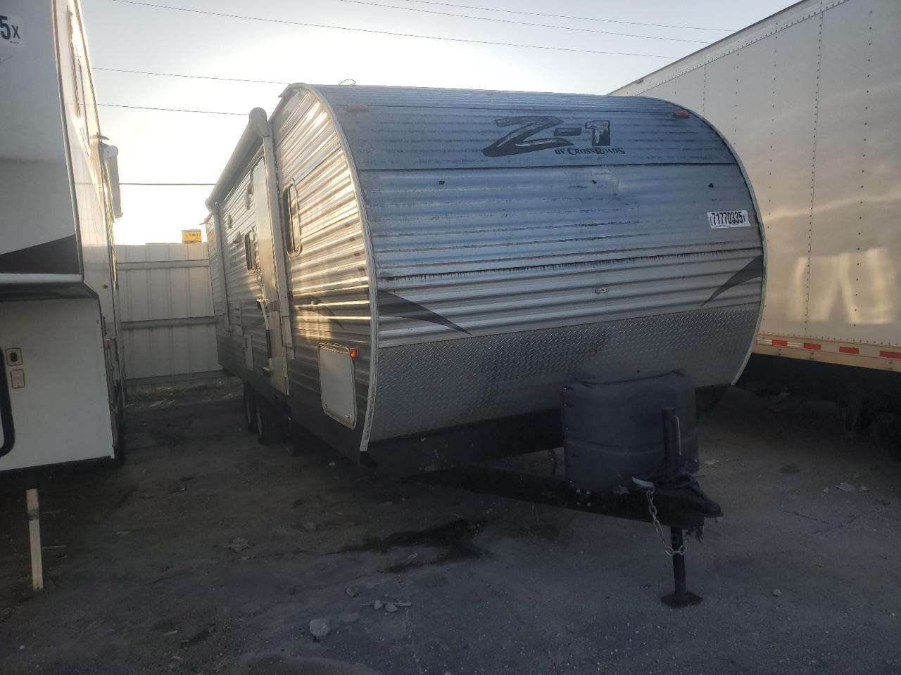 Lot #3259112114 2017 CROSSROADS Z1272BH