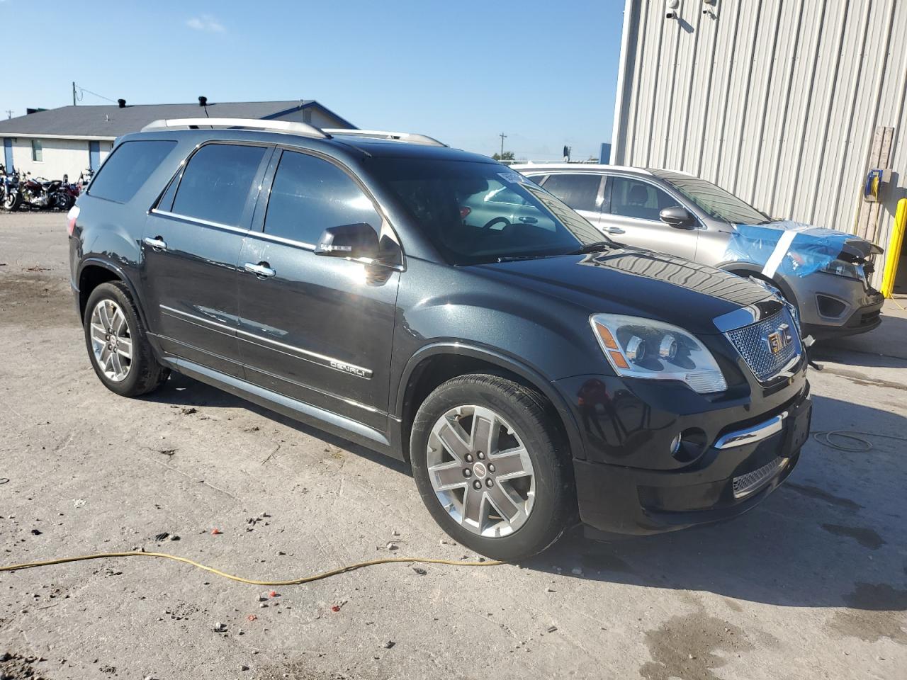 GMC ACADIA DENALI