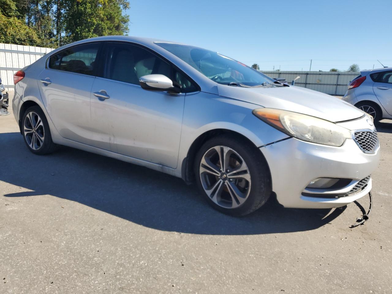 KIA FORTE EX