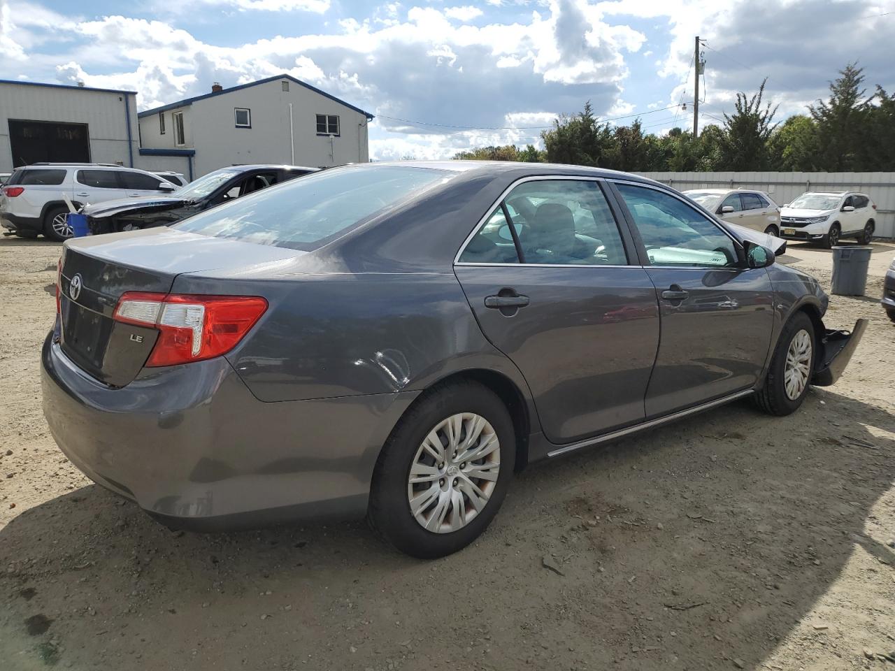 TOYOTA CAMRY L
