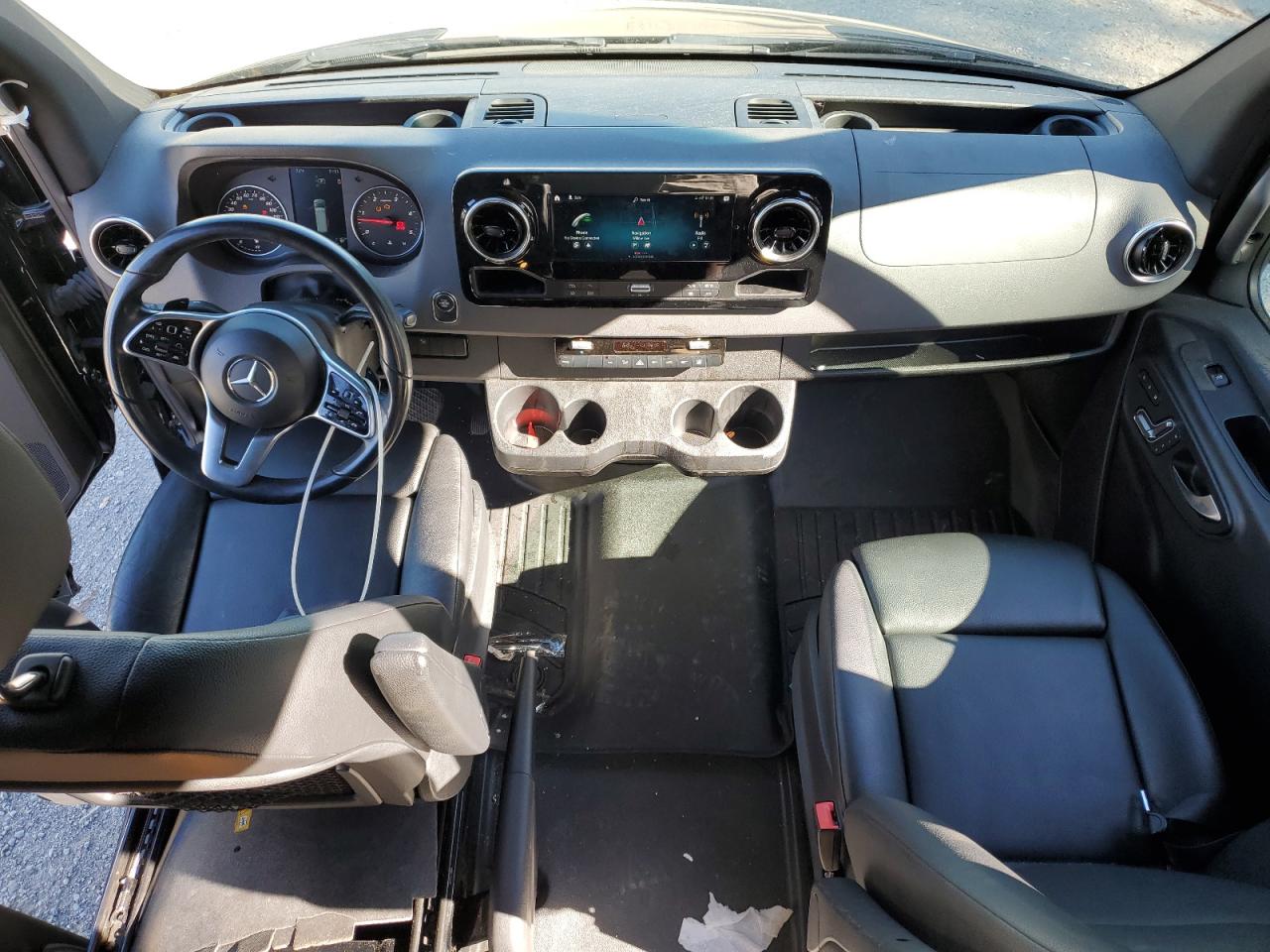 MERCEDES-BENZ SPRINTER 2500