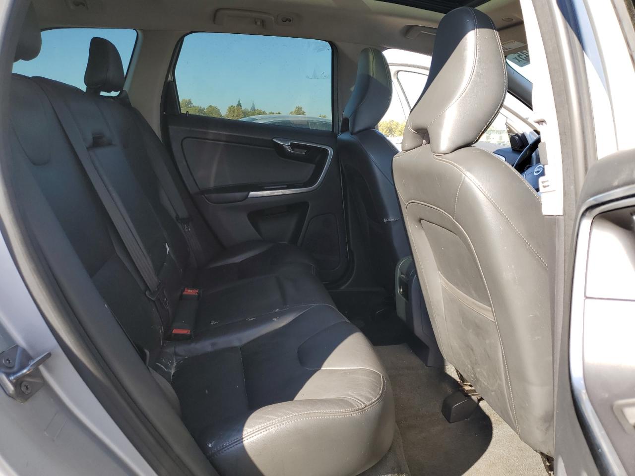 VOLVO XC60 T5 PREMIER