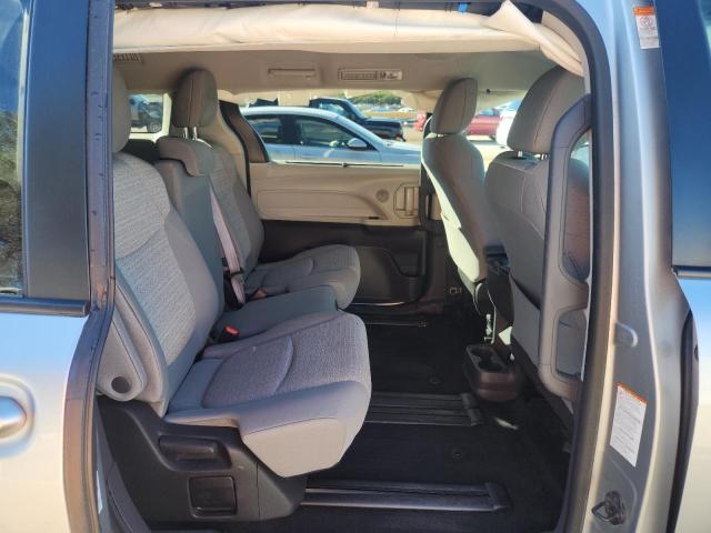 2022 TOYOTA SIENNA LE - 5TDKRKEC0NS107096