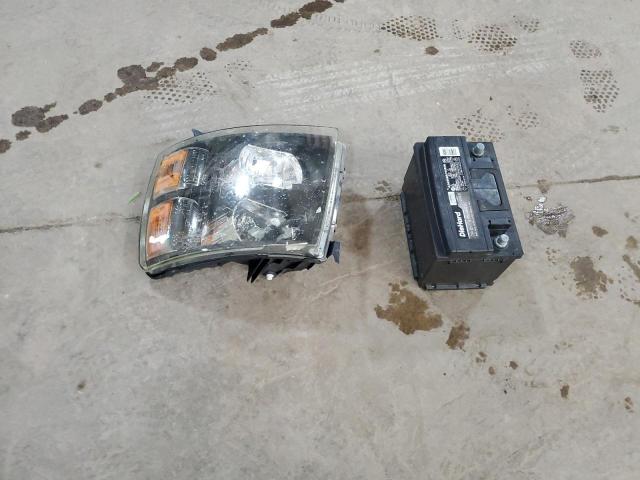 2011 CHEVROLET SILVERADO - 1GCRKSE0XBZ120005