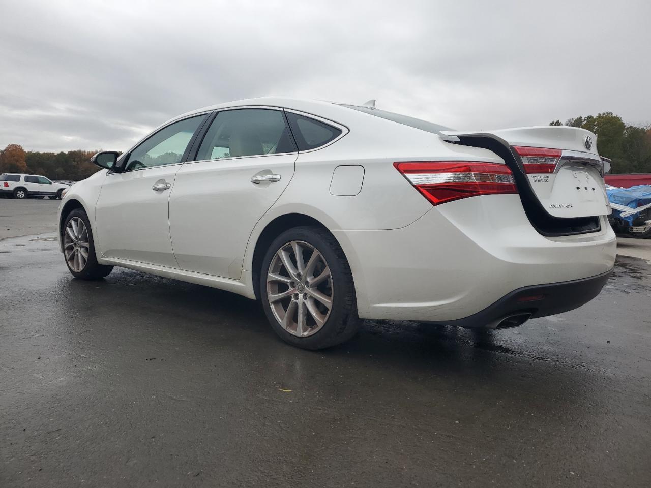 TOYOTA AVALON BASE
