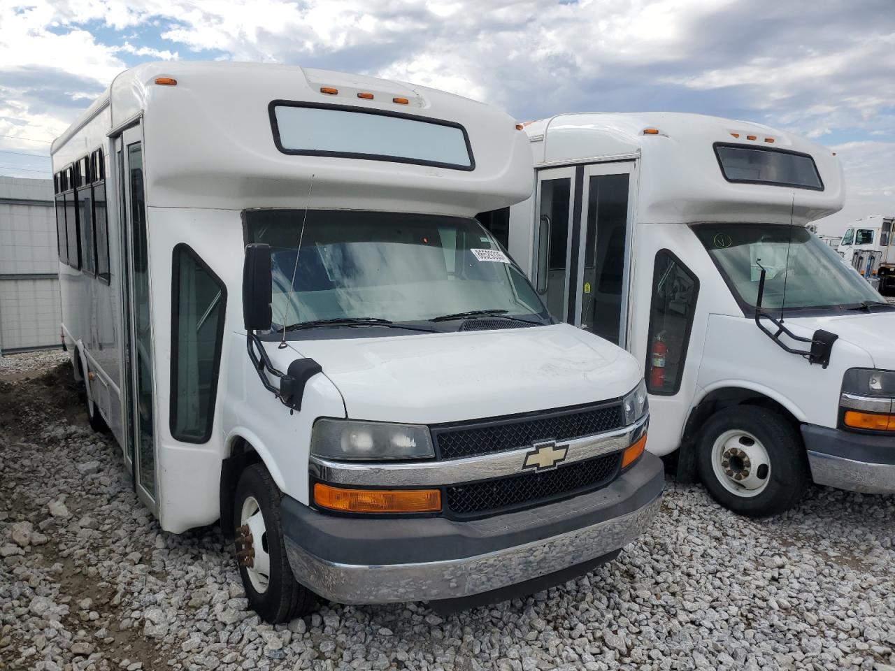 CHEVROLET EXPRESS G4500