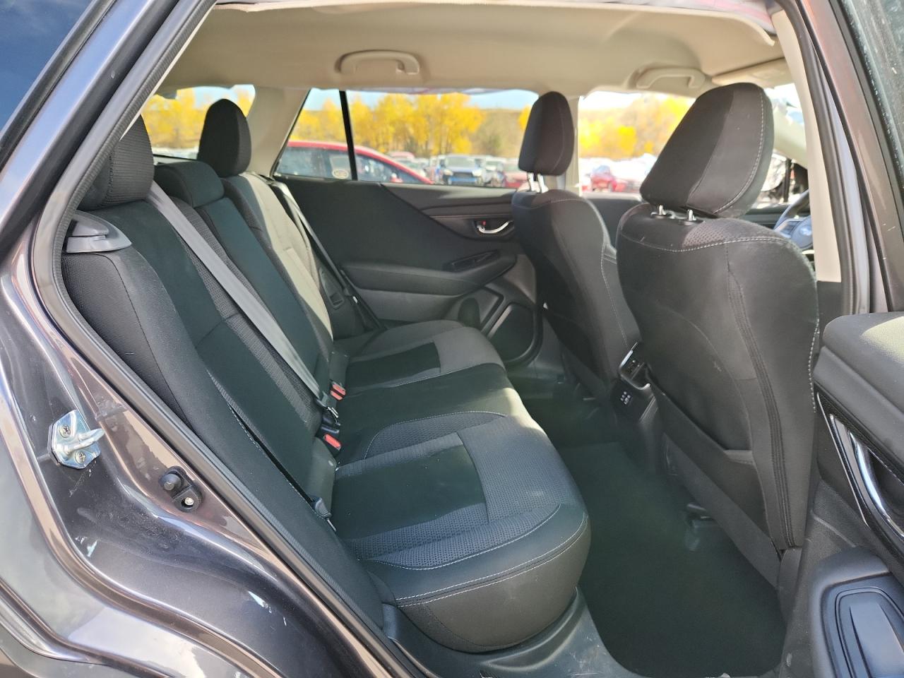 SUBARU OUTBACK PREMIUM