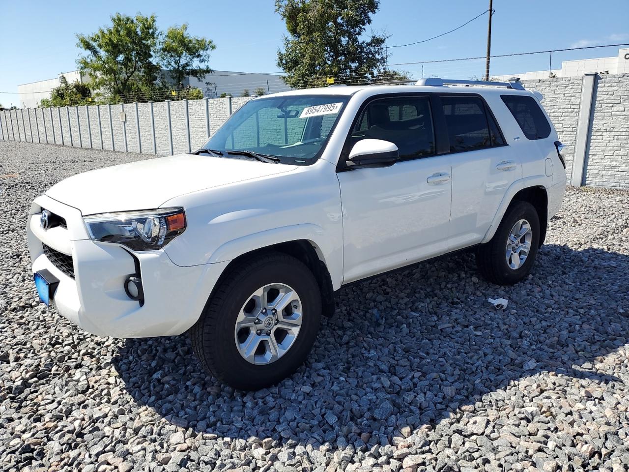TOYOTA 4RUNNER SR5