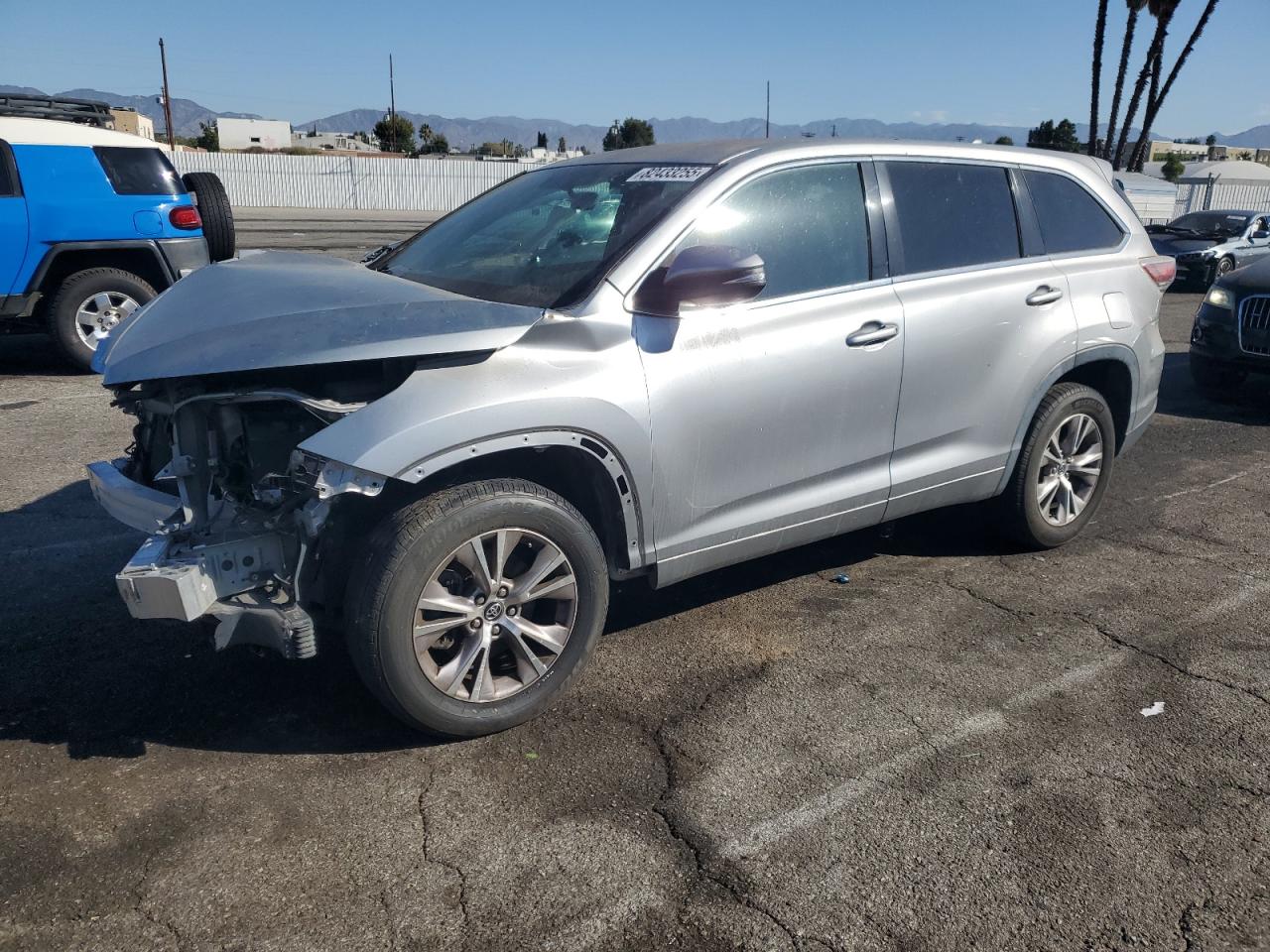 Vehicle photo