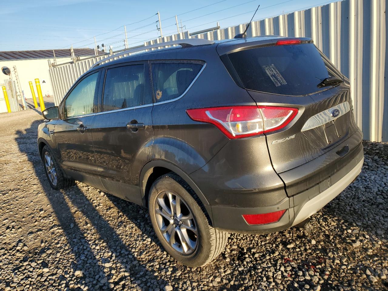 FORD ESCAPE TITANIUM