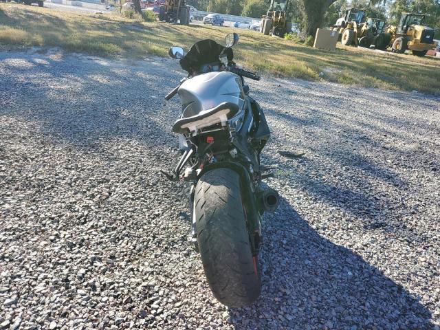 2006 SUZUKI GSX-R1000 JS1GT76AX62102752