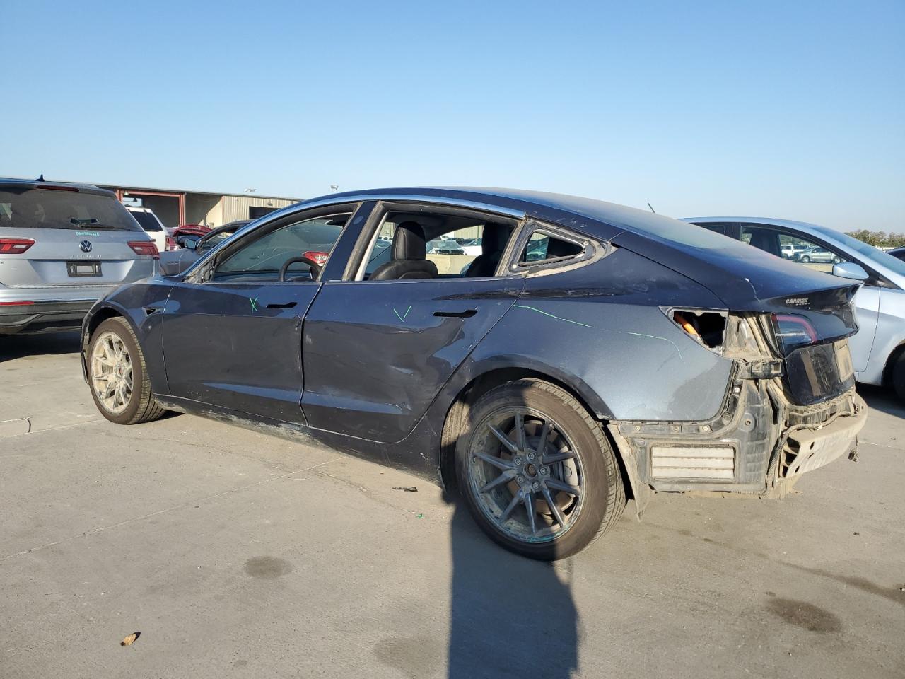 Lot #3311724240 2019 TESLA MODEL 3