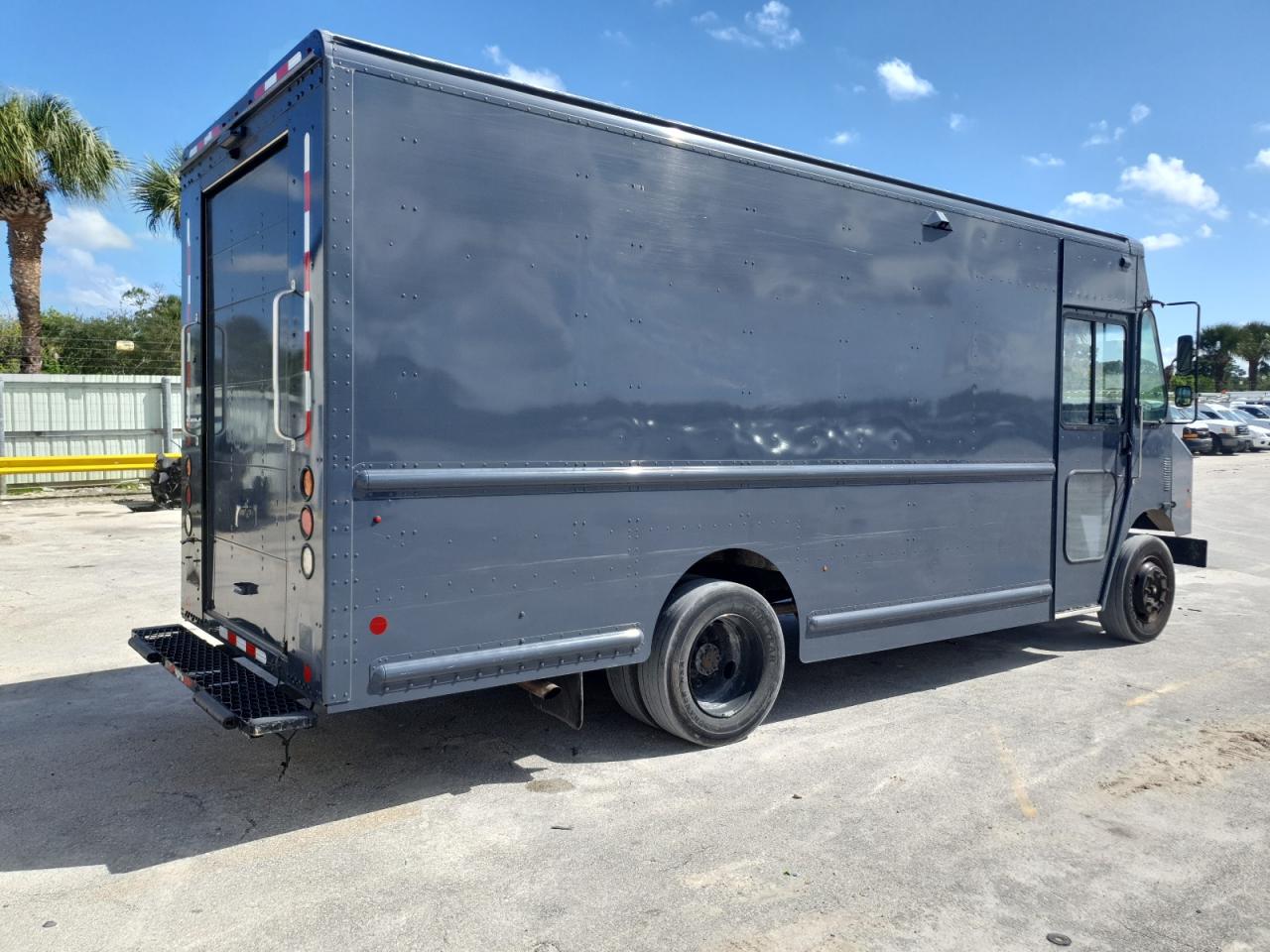 Lot #3310533092 2021 FREIGHTLINER MT45