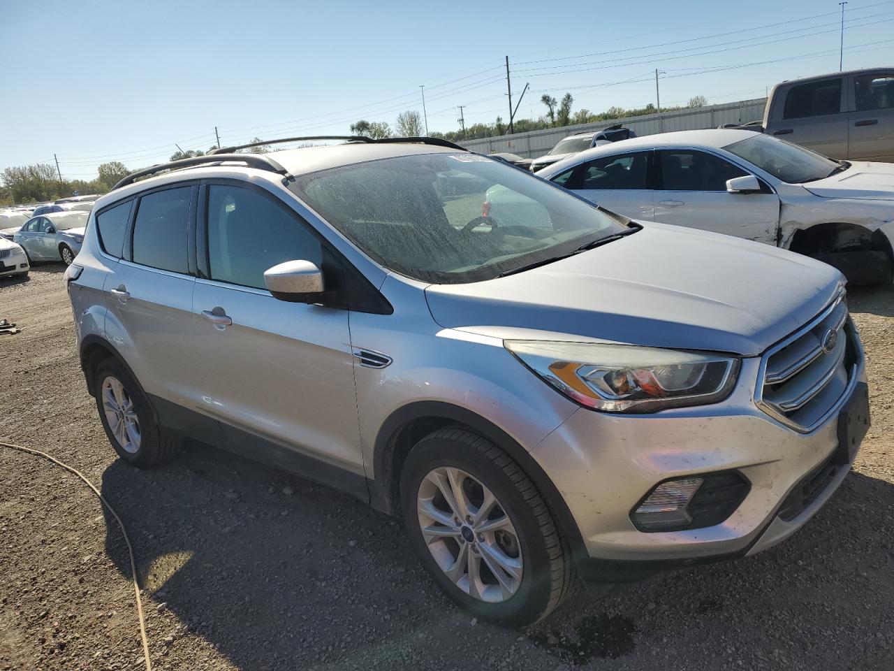 FORD ESCAPE SE