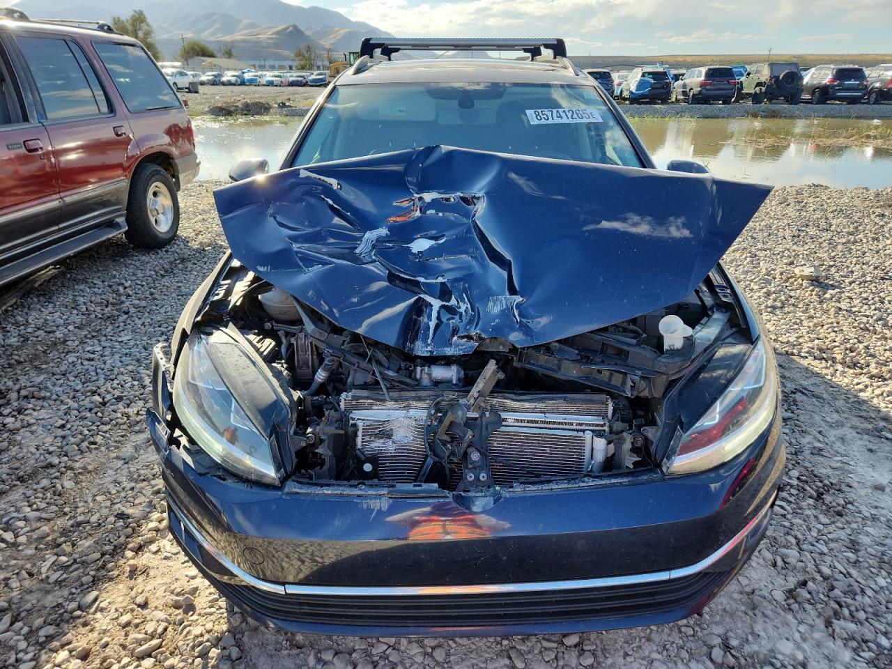 VOLKSWAGEN GOLF SPORTSVAN S