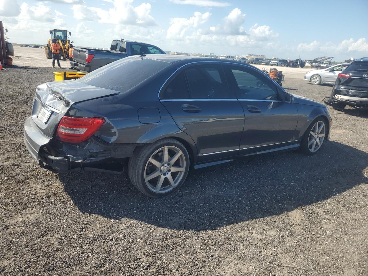 MERCEDES-BENZ C-CLASS 250