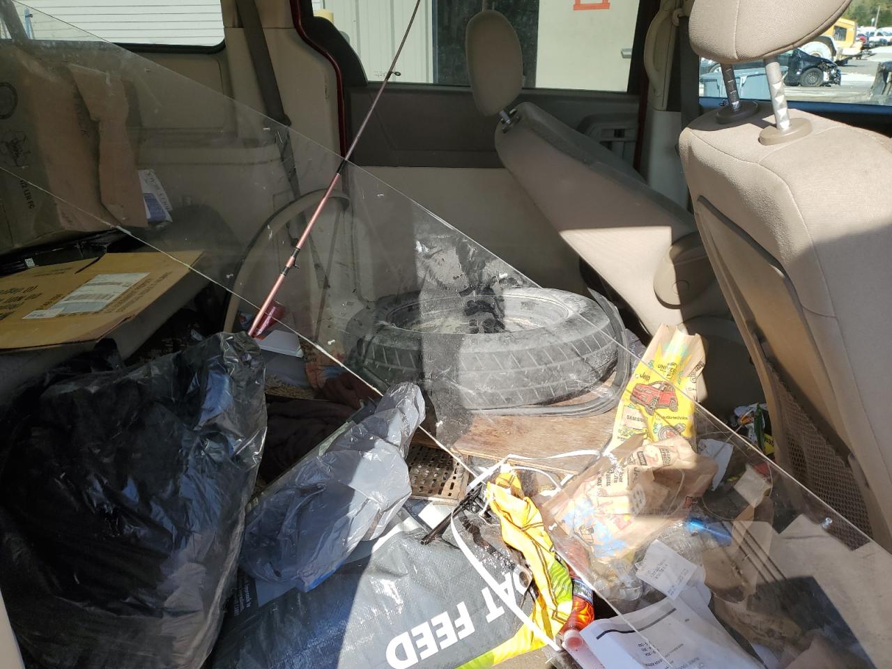 Lot #3285645278 2009 CHRYSLER TOWN & COU