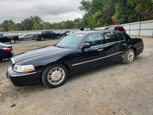 LINCOLN TOWN CAR S