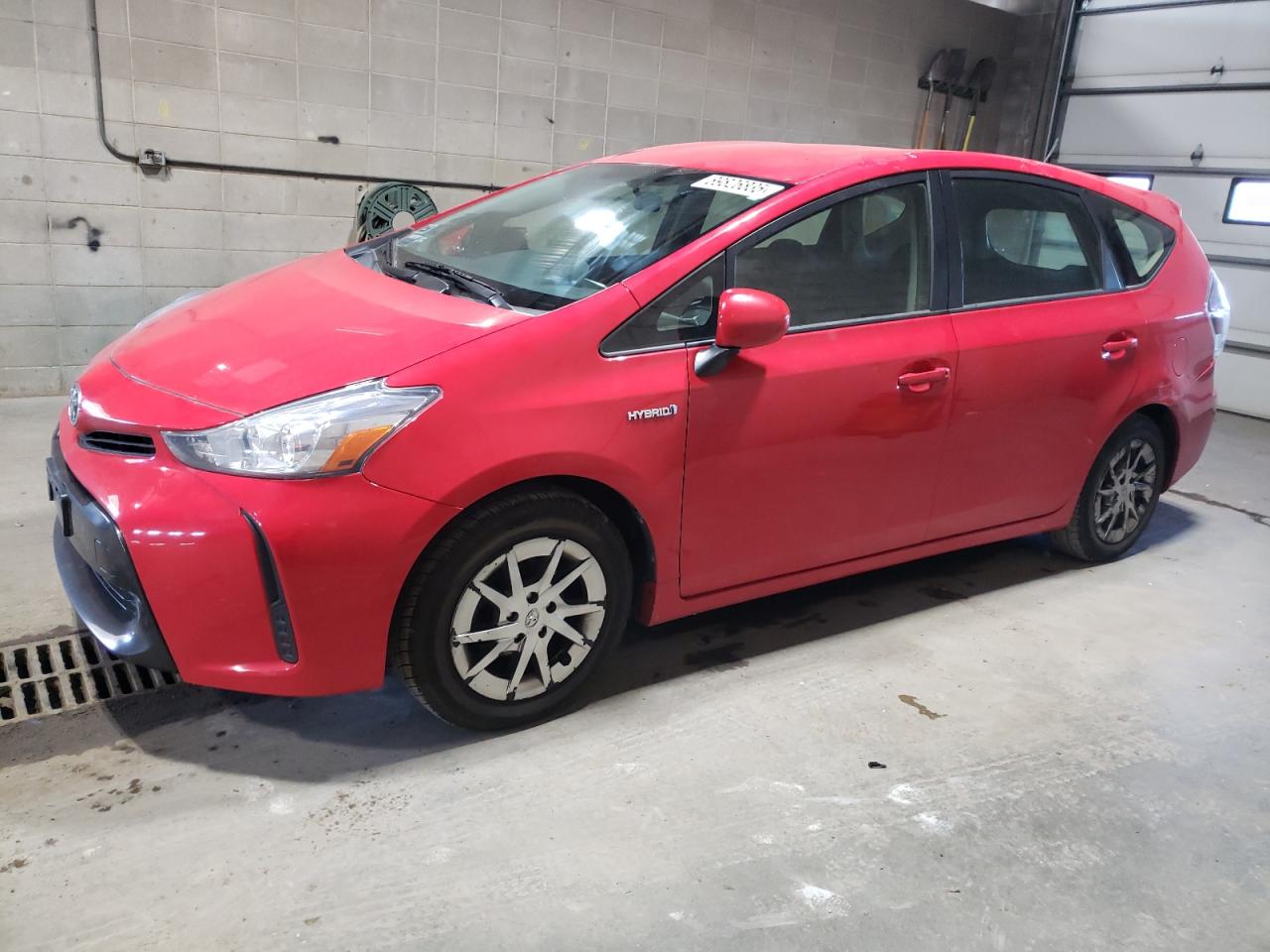 TOYOTA PRIUS V