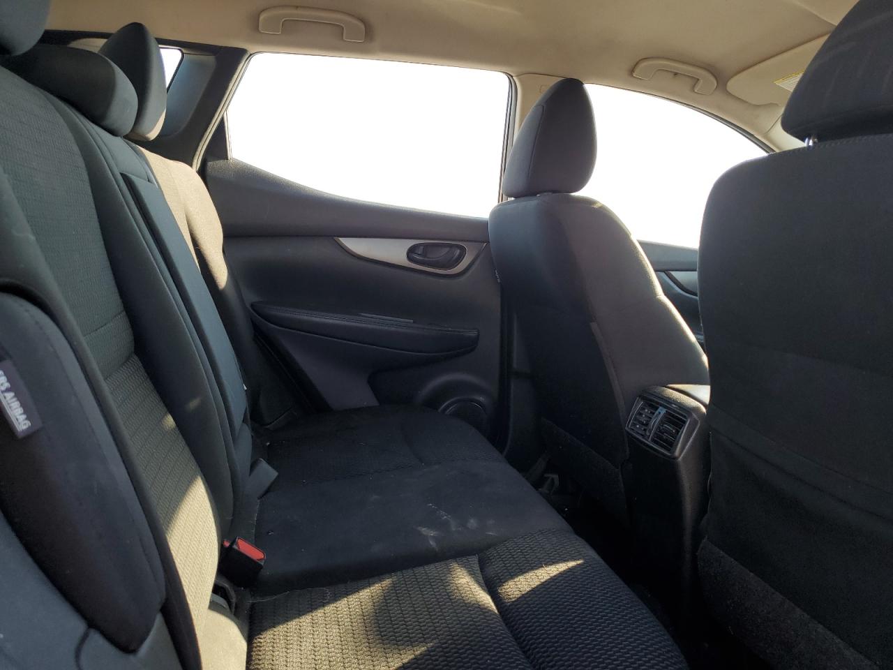 NISSAN ROGUE SPORT S