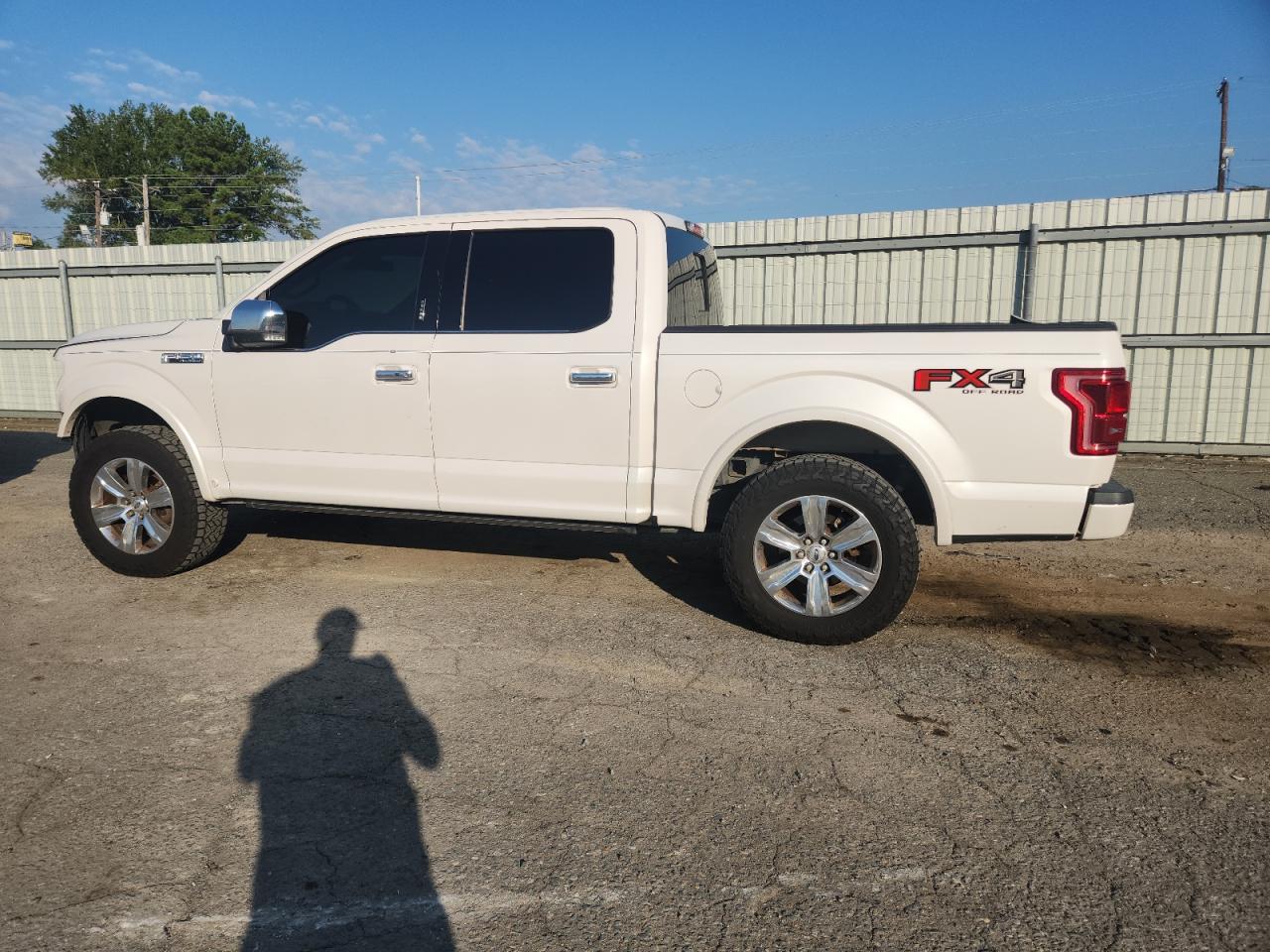 FORD F-150 SUPERCREW