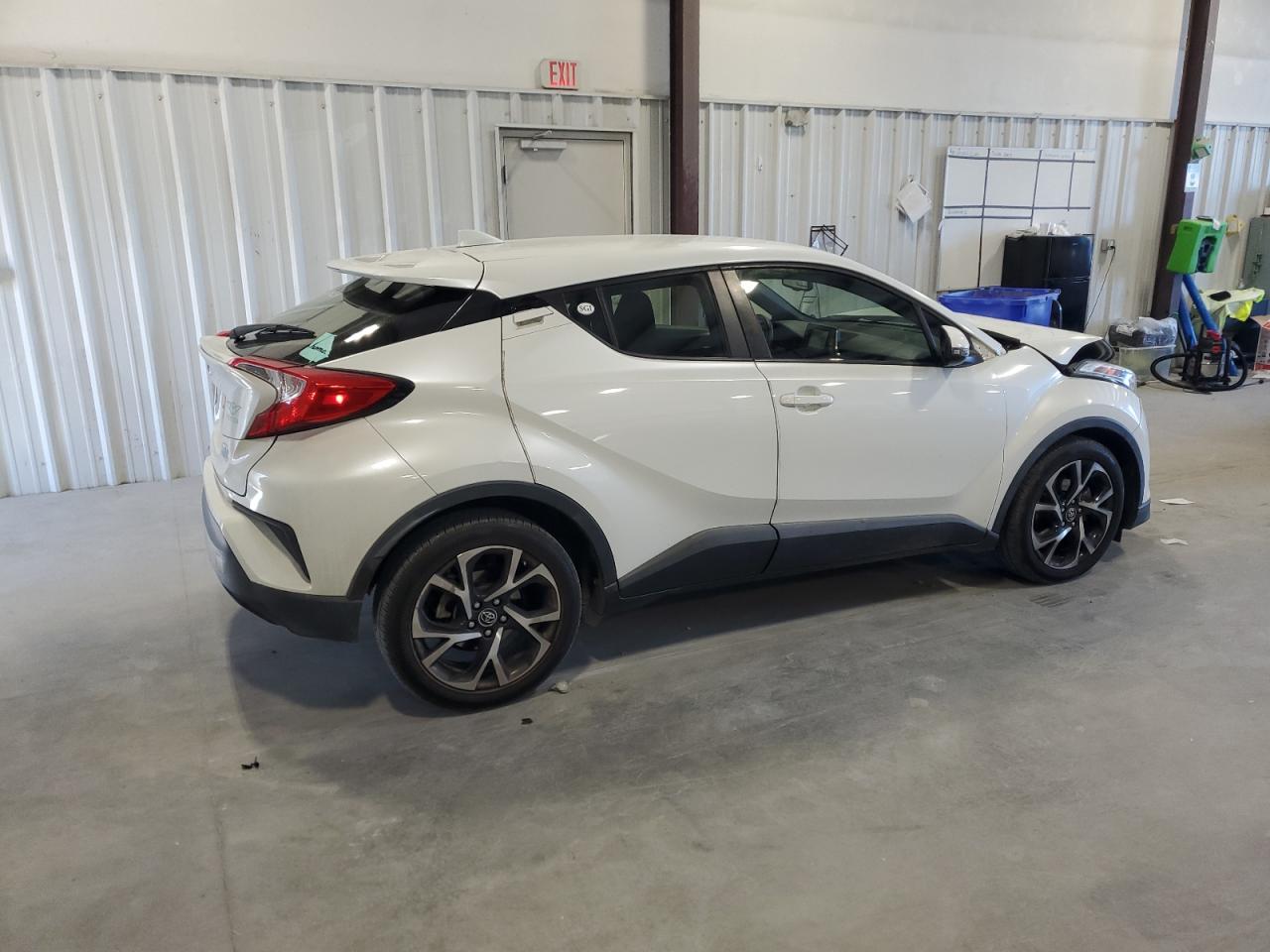 TOYOTA C-HR XLE
