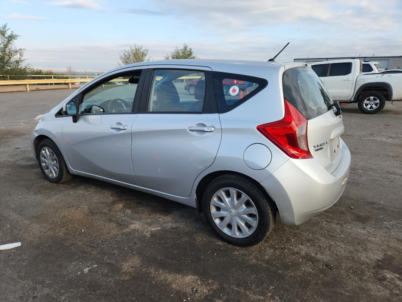 NISSAN VERSA NOTE S