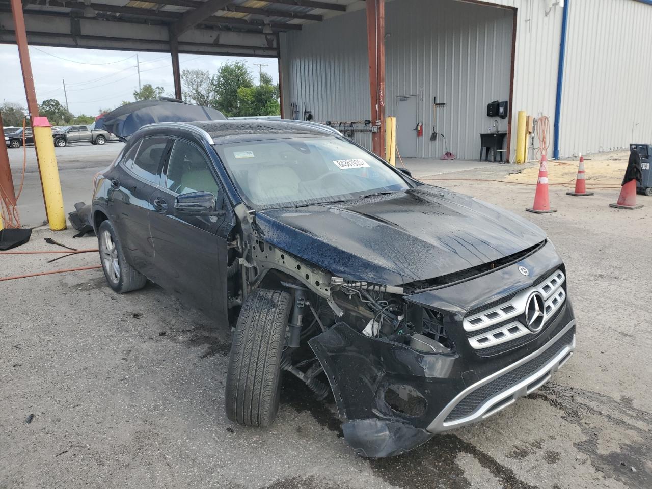 MERCEDES-BENZ GLA-CLASS 250