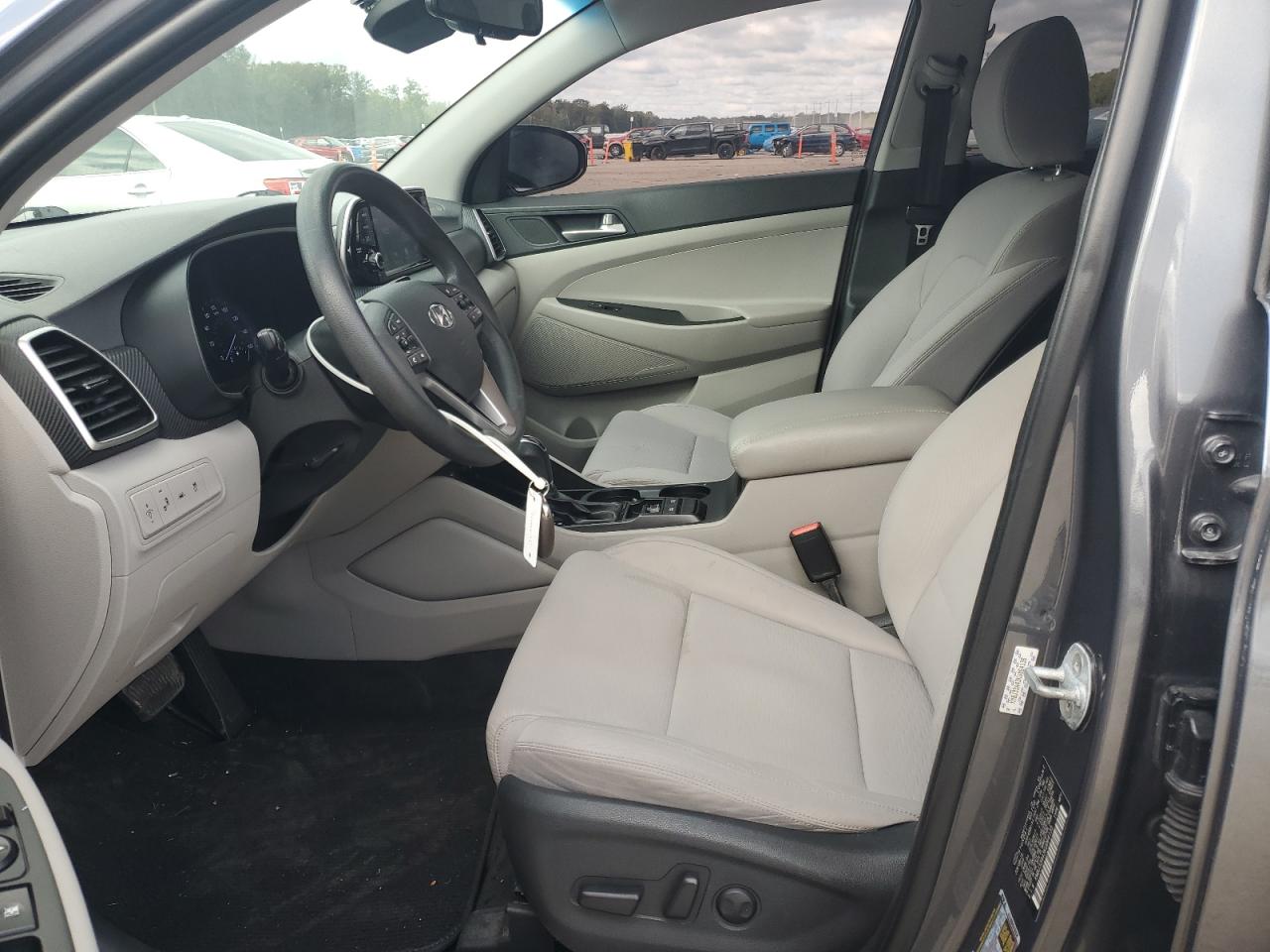 Lot #3318055365 2019 HYUNDAI TUCSON LIM