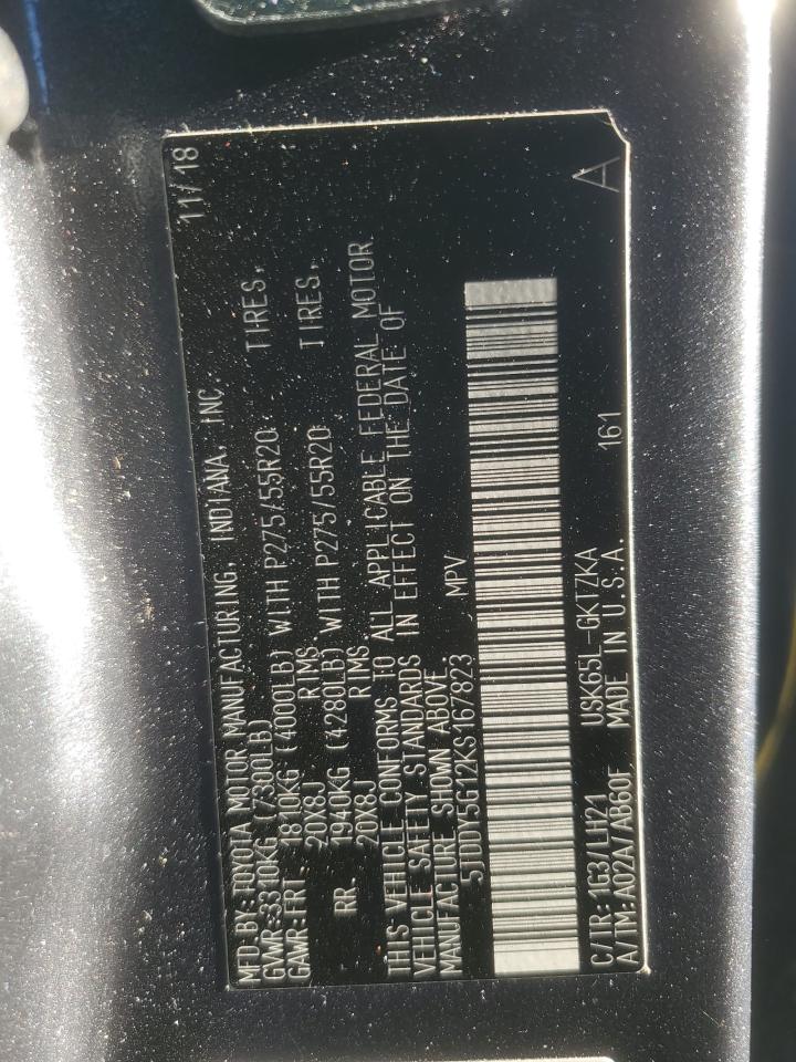 TOYOTA SEQUOIA PLATINUM