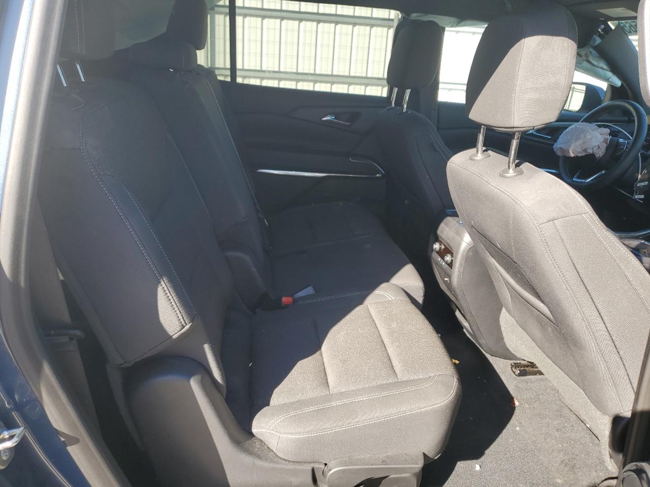 CHEVROLET TRAVERSE LS