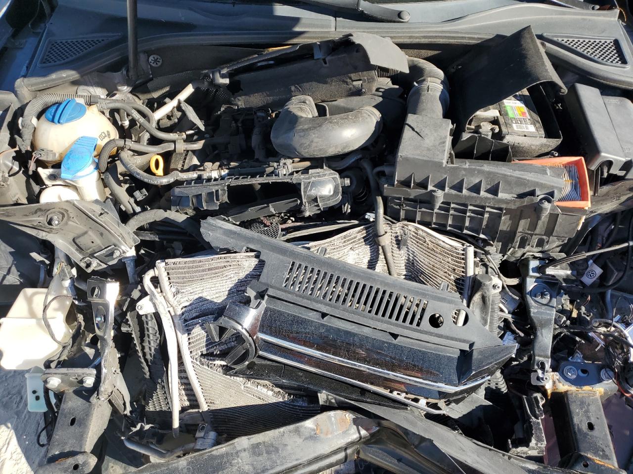 VOLKSWAGEN PASSAT SE