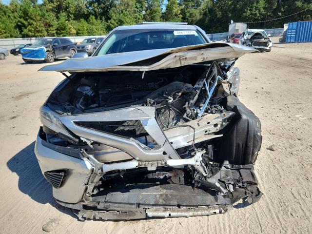 2018 TOYOTA CAMRY L 4T1B11HK2JU048056