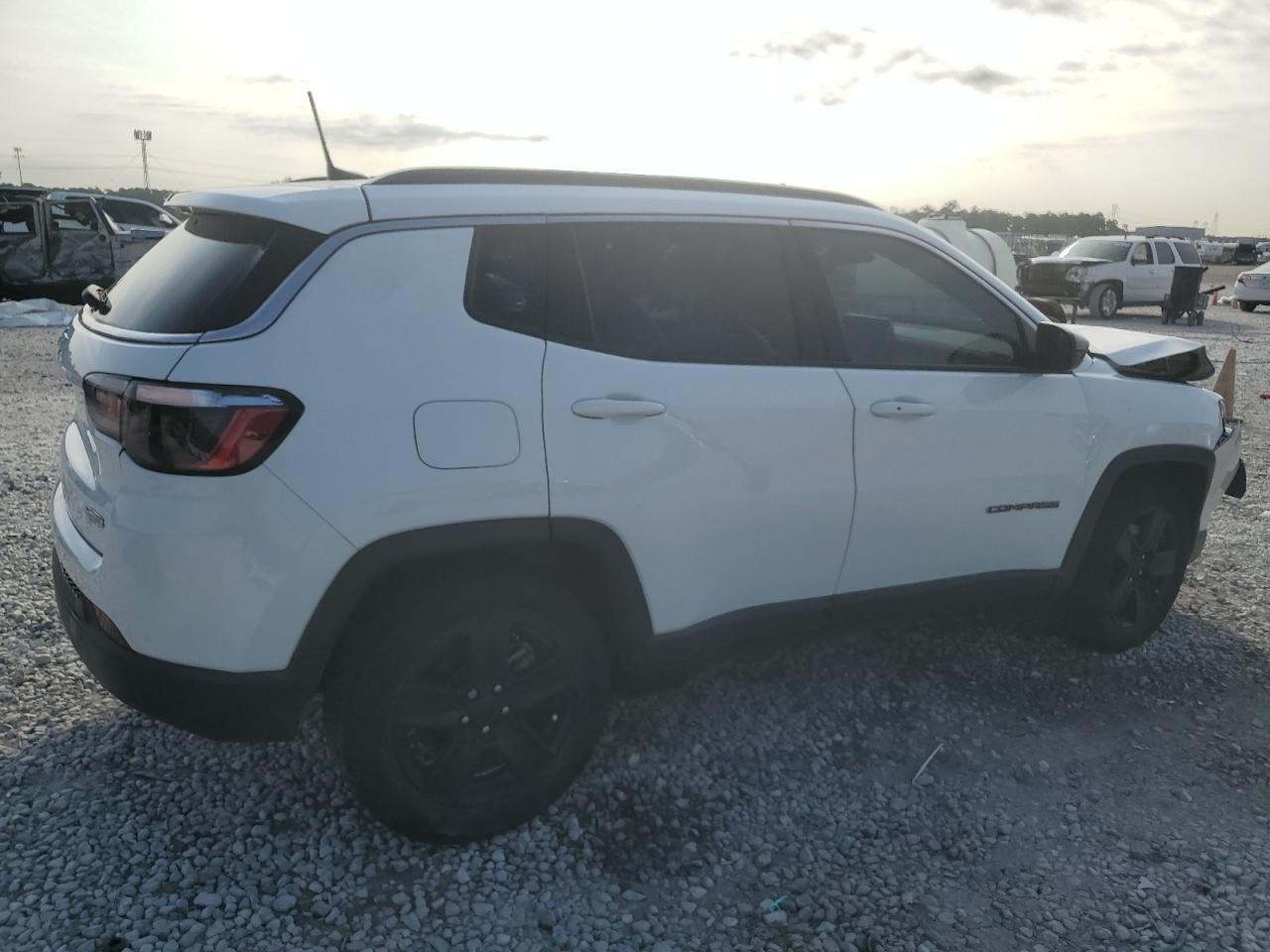 JEEP COMPASS LATITUDE