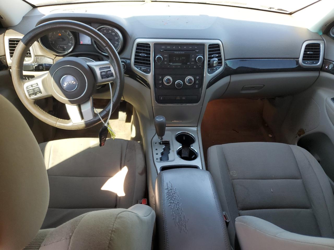 JEEP GRAND CHEROKEE LAREDO