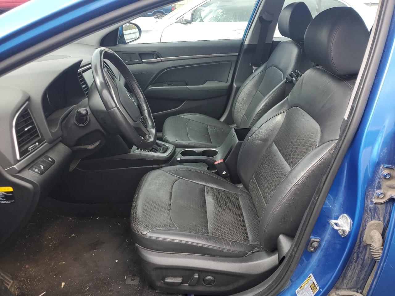 Lot #3316002086 2017 HYUNDAI ELANTRA SE