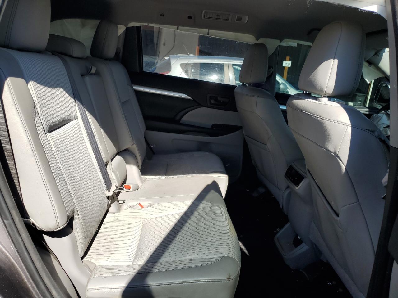 TOYOTA HIGHLANDER LE