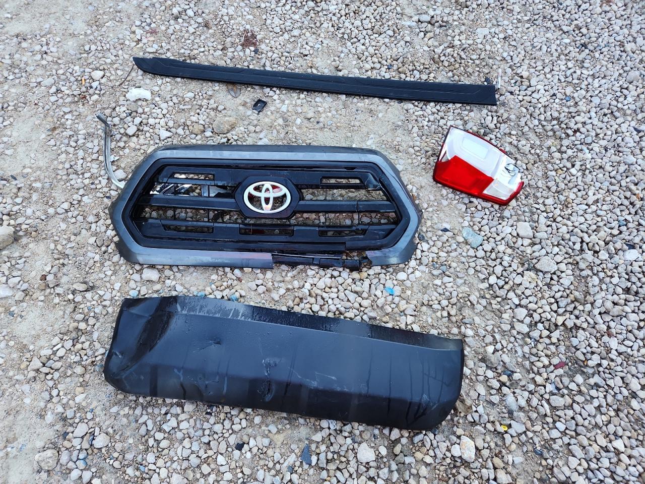 TOYOTA TACOMA DOUBLE CAB