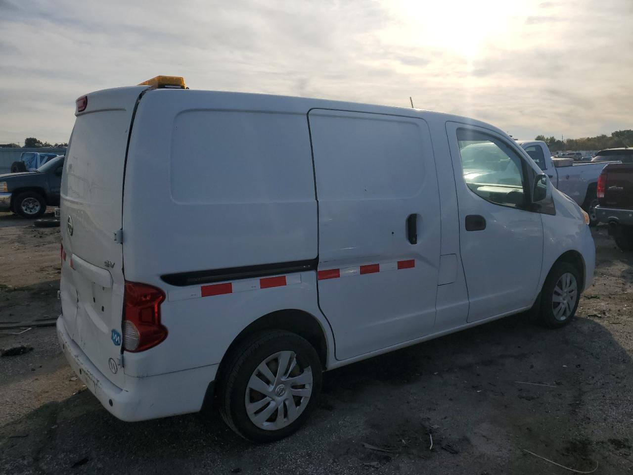 NISSAN NV200 2.5S