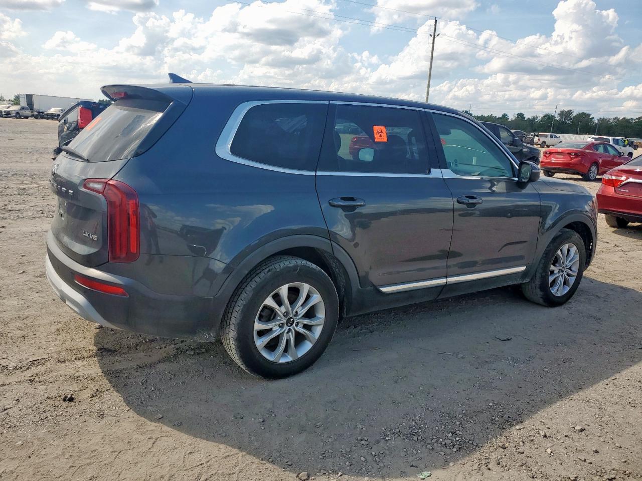 KIA TELLURIDE LX