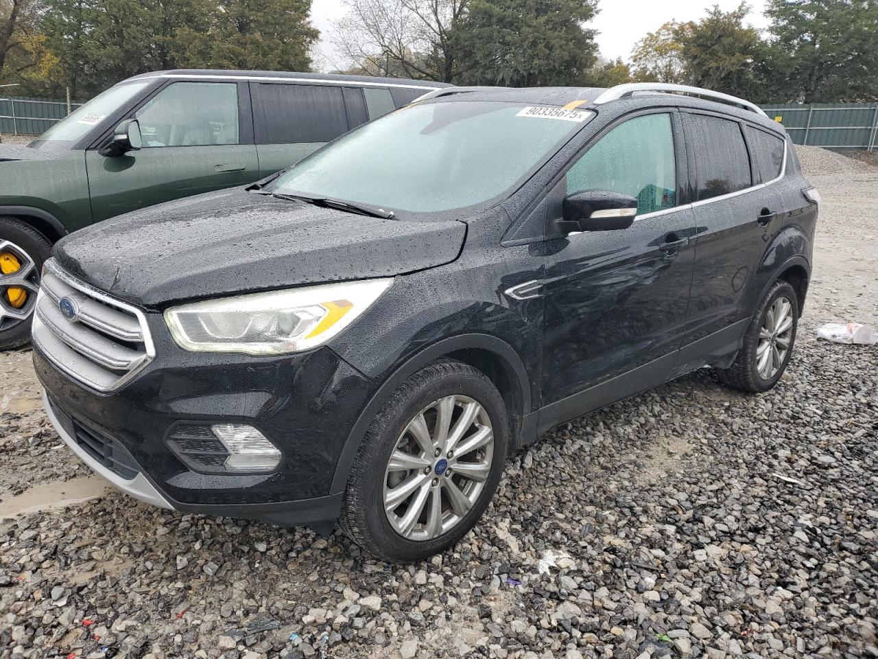 FORD ESCAPE TITANIUM