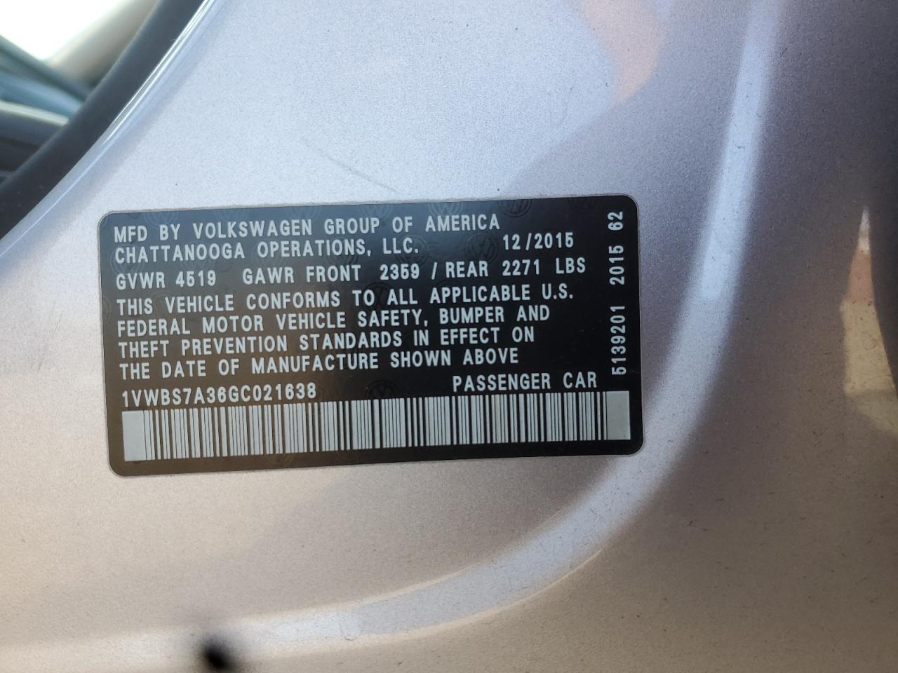 VOLKSWAGEN PASSAT SE