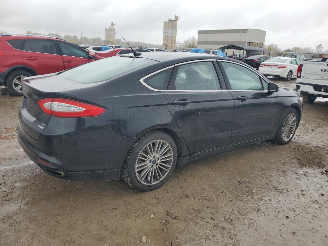 FORD FUSION SE