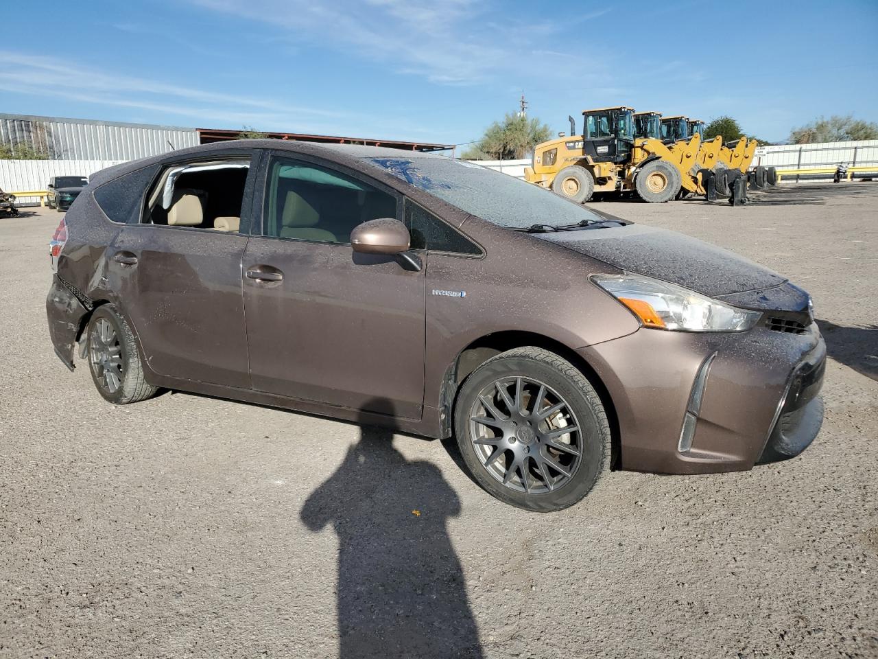 TOYOTA PRIUS V