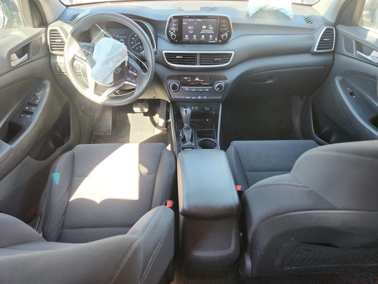 HYUNDAI TUCSON SE