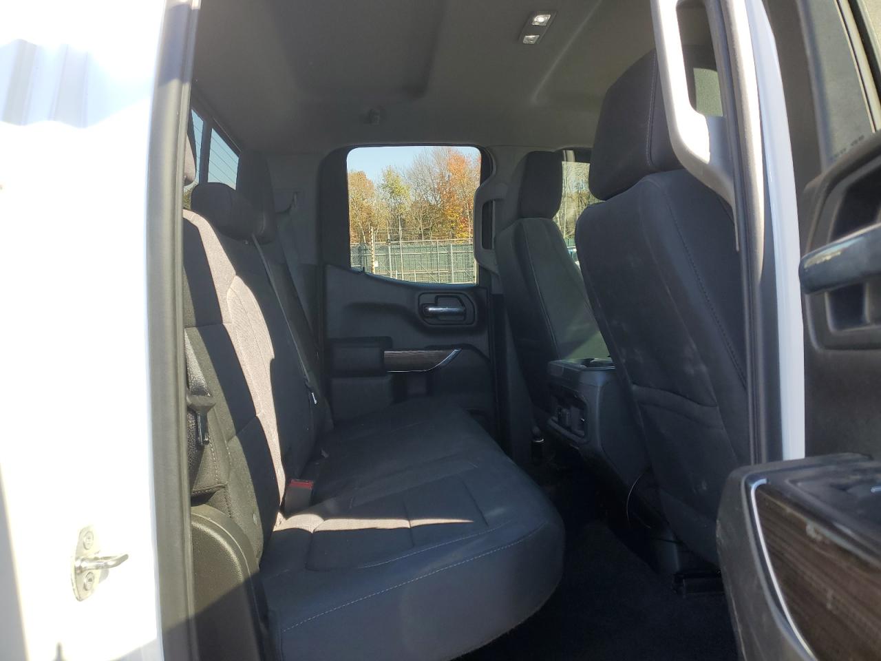 CHEVROLET SILVERADO K1500 RST