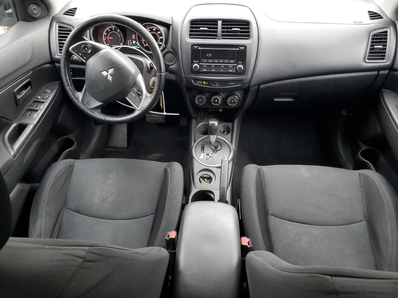 MITSUBISHI OUTLANDER ES